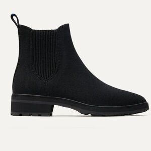 LIKE NEW Rothy’s The Lug Boot Merino Wool in Black